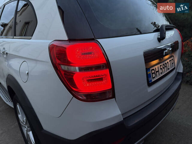 Белый Шевроле Каптива, объемом двигателя 2.23 л и пробегом 228 тыс. км за 12499 $, фото 42 на Automoto.ua