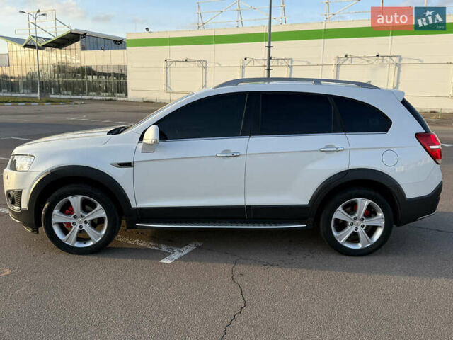 Белый Шевроле Каптива, объемом двигателя 2.23 л и пробегом 228 тыс. км за 12499 $, фото 13 на Automoto.ua