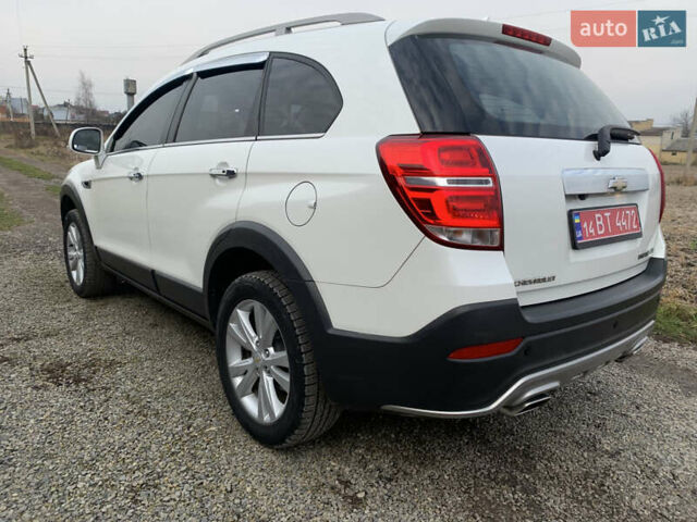 Білий Шевроле Каптіва, об'ємом двигуна 2 л та пробігом 186 тис. км за 12300 $, фото 4 на Automoto.ua