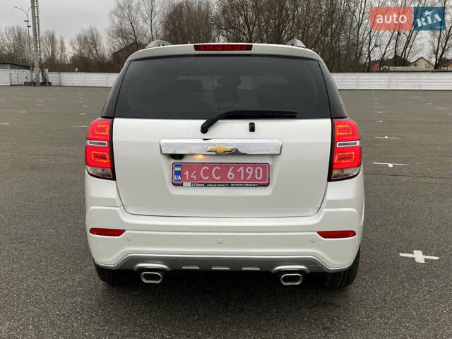 Белый Шевроле Каптива, объемом двигателя 2 л и пробегом 83 тыс. км за 16300 $, фото 5 на Automoto.ua