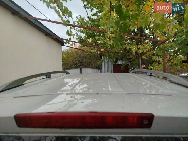 Білий Шевроле Каптіва, об'ємом двигуна 2.23 л та пробігом 255 тис. км за 14900 $, фото 1 на Automoto.ua