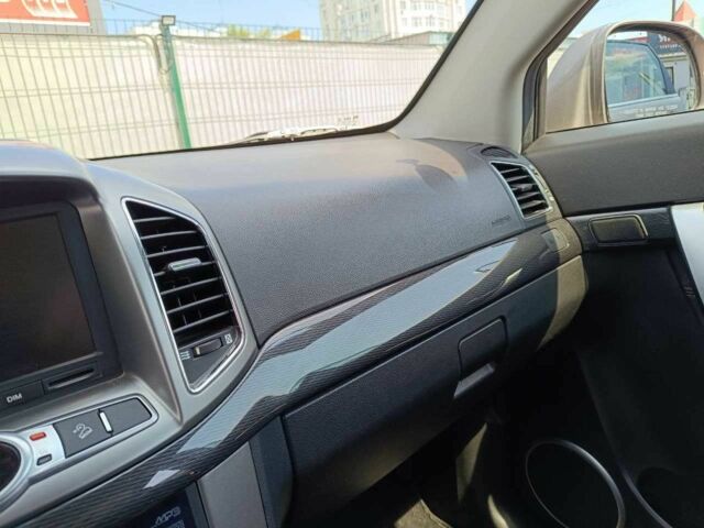 Бежевий Шевроле Каптіва, об'ємом двигуна 2.2 л та пробігом 100 тис. км за 18999 $, фото 22 на Automoto.ua