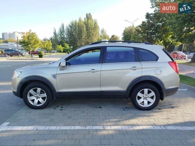 Бежевый Шевроле Каптива, объемом двигателя 2.4 л и пробегом 204 тыс. км за 6900 $, фото 25 на Automoto.ua