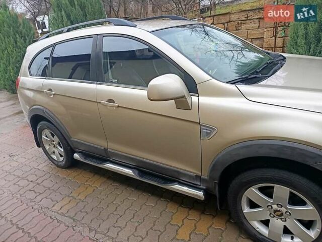 Бежевий Шевроле Каптіва, об'ємом двигуна 1.99 л та пробігом 253 тис. км за 7500 $, фото 11 на Automoto.ua