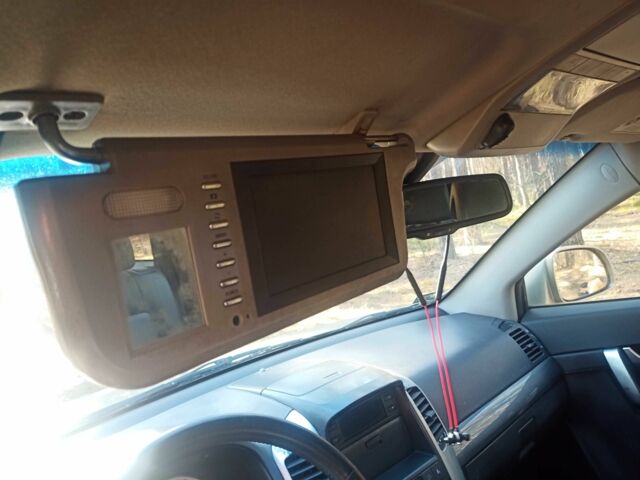 Бежевый Шевроле Каптива, объемом двигателя 2 л и пробегом 330 тыс. км за 3660 $, фото 13 на Automoto.ua