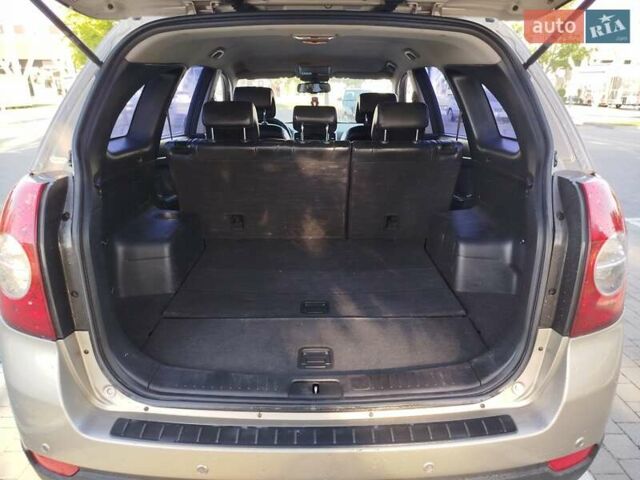 Бежевый Шевроле Каптива, объемом двигателя 2.4 л и пробегом 204 тыс. км за 6900 $, фото 17 на Automoto.ua