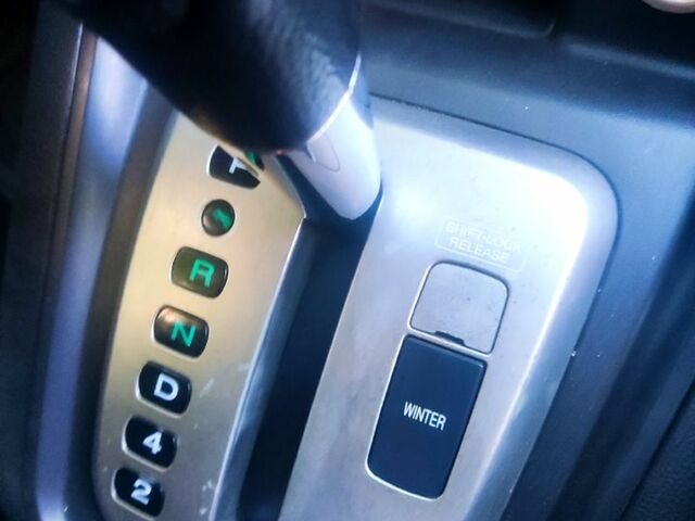 Бежевый Шевроле Каптива, объемом двигателя 3.2 л и пробегом 250 тыс. км за 7100 $, фото 7 на Automoto.ua