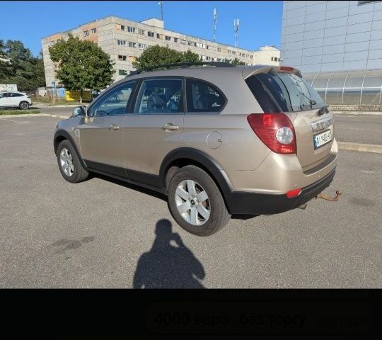 Бежевый Шевроле Каптива, объемом двигателя 2.4 л и пробегом 290 тыс. км за 4660 $, фото 2 на Automoto.ua