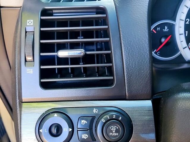 Бежевый Шевроле Каптива, объемом двигателя 3.2 л и пробегом 250 тыс. км за 7100 $, фото 2 на Automoto.ua