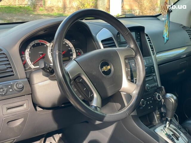 Бежевий Шевроле Каптіва, об'ємом двигуна 2 л та пробігом 153 тис. км за 10990 $, фото 13 на Automoto.ua