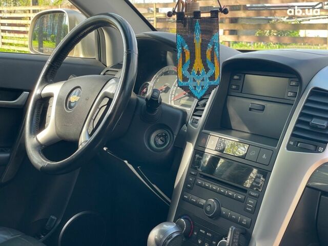 Бежевий Шевроле Каптіва, об'ємом двигуна 2 л та пробігом 153 тис. км за 10990 $, фото 27 на Automoto.ua