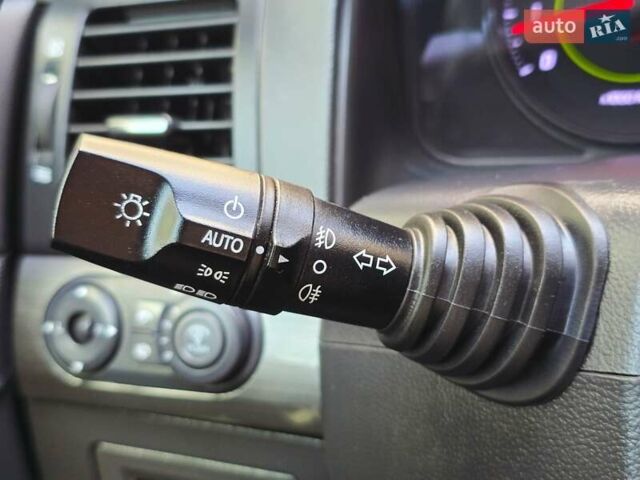 Шевроле Каптіва 2010 у Хмельницькому на Automoto.ua Бежевий Шевроле Каптіва, об'ємом двигуна 2.4 л та пробігом 166 тис. км за 9499 $, фото 36 на Automoto.ua
