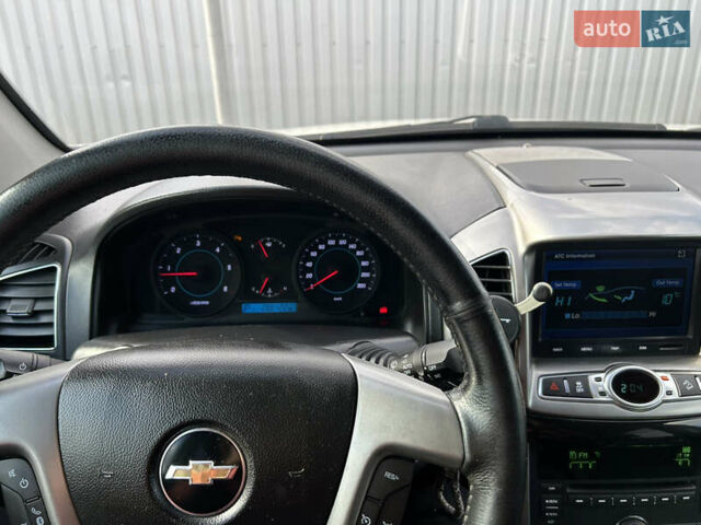 Бежевый Шевроле Каптива, объемом двигателя 2.2 л и пробегом 286 тыс. км за 10500 $, фото 15 на Automoto.ua