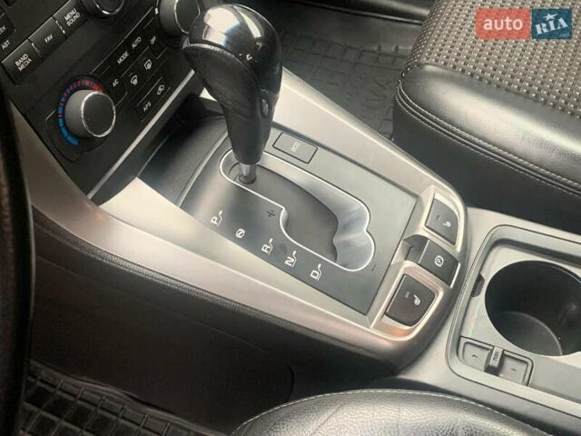 Бежевий Шевроле Каптіва, об'ємом двигуна 2.38 л та пробігом 184 тис. км за 10000 $, фото 11 на Automoto.ua