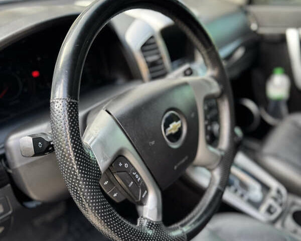 Бежевый Шевроле Каптива, объемом двигателя 3 л и пробегом 178 тыс. км за 12900 $, фото 29 на Automoto.ua