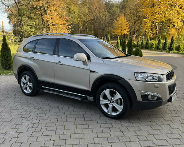 Бежевый Шевроле Каптива, объемом двигателя 3 л и пробегом 178 тыс. км за 12900 $, фото 10 на Automoto.ua