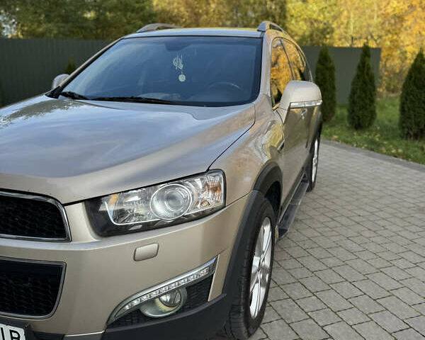 Бежевый Шевроле Каптива, объемом двигателя 3 л и пробегом 178 тыс. км за 12900 $, фото 25 на Automoto.ua