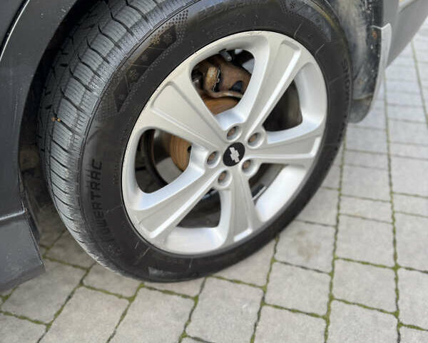 Бежевый Шевроле Каптива, объемом двигателя 3 л и пробегом 178 тыс. км за 12900 $, фото 27 на Automoto.ua