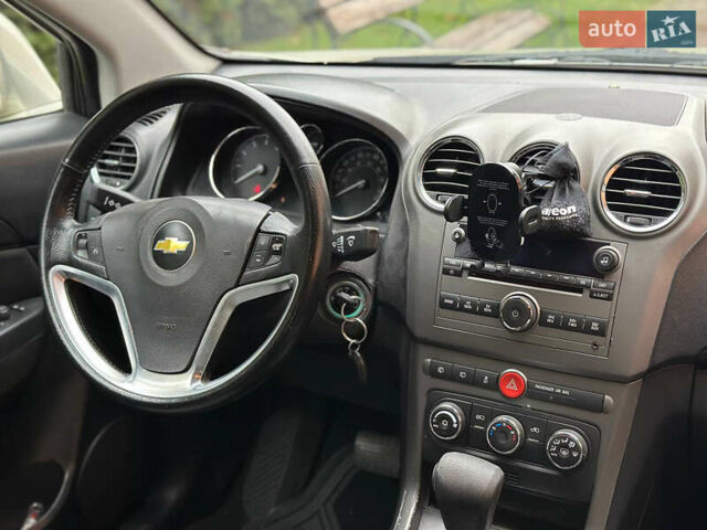 Бежевый Шевроле Каптива, объемом двигателя 2.38 л и пробегом 122 тыс. км за 6999 $, фото 12 на Automoto.ua