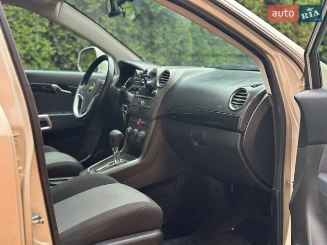 Бежевый Шевроле Каптива, объемом двигателя 2.38 л и пробегом 122 тыс. км за 6999 $, фото 13 на Automoto.ua