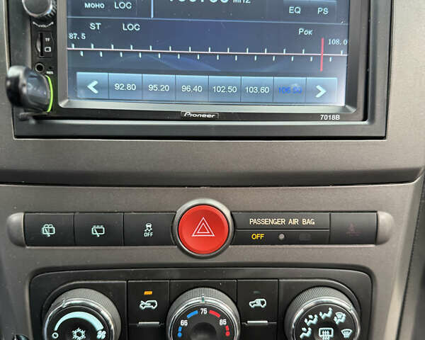 Бежевый Шевроле Каптива, объемом двигателя 2.38 л и пробегом 247 тыс. км за 9000 $, фото 14 на Automoto.ua