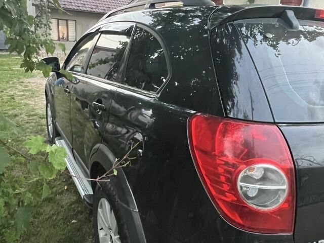 Черный Шевроле Каптива, объемом двигателя 2 л и пробегом 240 тыс. км за 7600 $, фото 8 на Automoto.ua