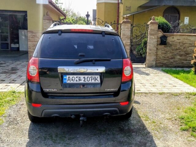 Черный Шевроле Каптива, объемом двигателя 2.4 л и пробегом 220 тыс. км за 6700 $, фото 1 на Automoto.ua