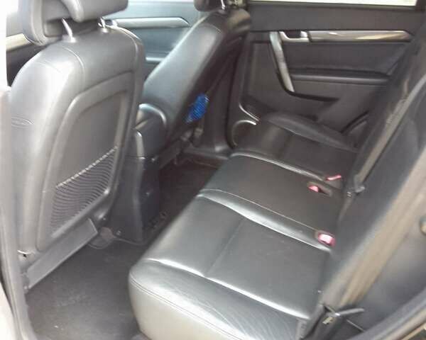 Черный Шевроле Каптива, объемом двигателя 1.99 л и пробегом 206 тыс. км за 7500 $, фото 6 на Automoto.ua