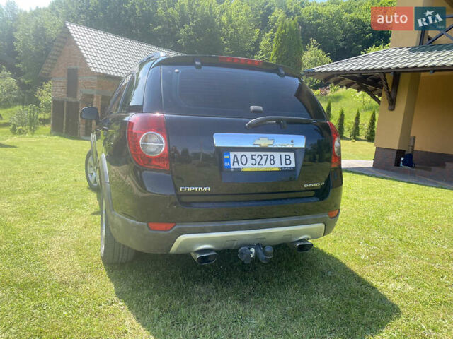 Чорний Шевроле Каптіва, об'ємом двигуна 2 л та пробігом 230 тис. км за 8500 $, фото 5 на Automoto.ua
