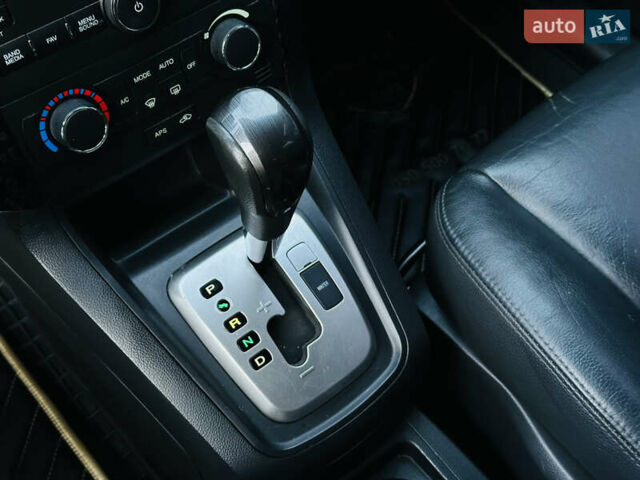 Чорний Шевроле Каптіва, об'ємом двигуна 1.99 л та пробігом 225 тис. км за 8600 $, фото 32 на Automoto.ua