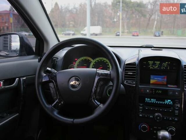 Чорний Шевроле Каптіва, об'ємом двигуна 1.99 л та пробігом 215 тис. км за 8400 $, фото 9 на Automoto.ua