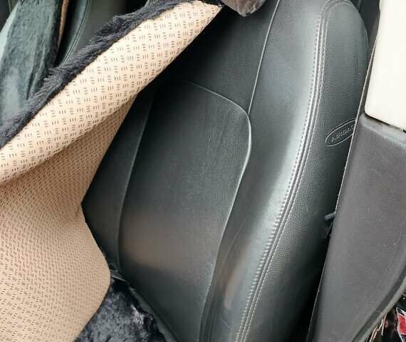 Черный Шевроле Каптива, объемом двигателя 2.41 л и пробегом 173 тыс. км за 7450 $, фото 16 на Automoto.ua