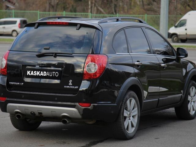Черный Шевроле Каптива, объемом двигателя 2 л и пробегом 215 тыс. км за 8400 $, фото 3 на Automoto.ua