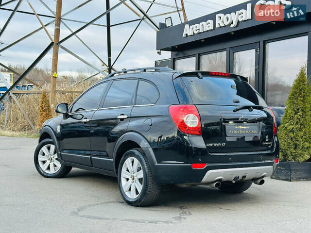 Чорний Шевроле Каптіва, об'ємом двигуна 1.99 л та пробігом 225 тис. км за 8600 $, фото 3 на Automoto.ua
