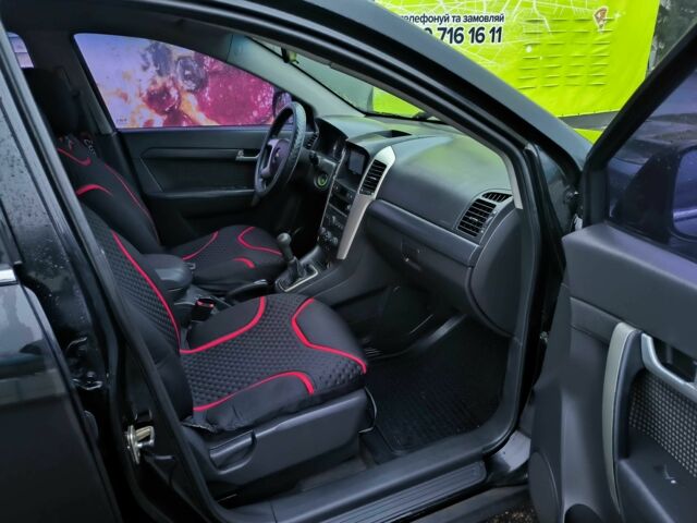 Черный Шевроле Каптива, объемом двигателя 2.4 л и пробегом 285 тыс. км за 6450 $, фото 5 на Automoto.ua