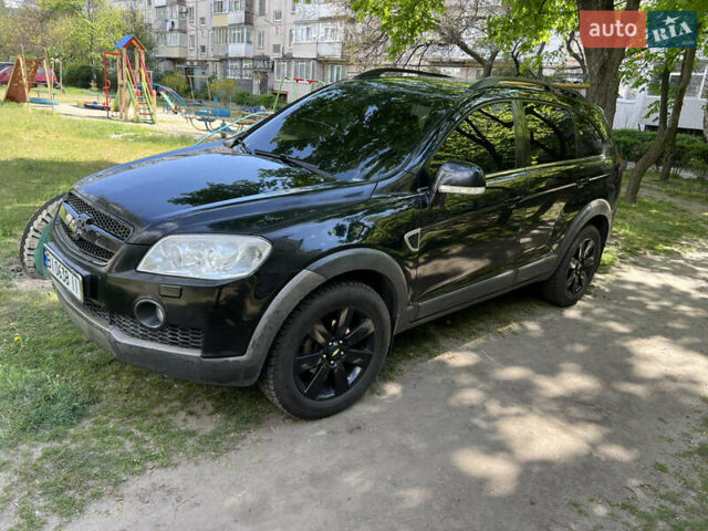 Черный Шевроле Каптива, объемом двигателя 2.4 л и пробегом 250 тыс. км за 8100 $, фото 9 на Automoto.ua