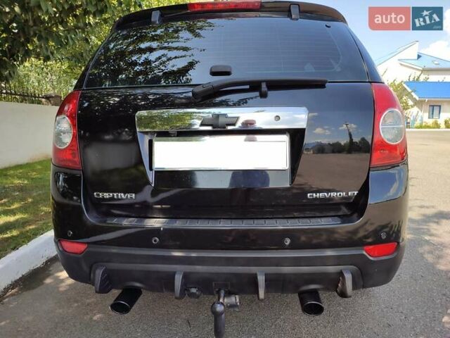 Чорний Шевроле Каптіва, об'ємом двигуна 2 л та пробігом 317 тис. км за 7000 $, фото 1 на Automoto.ua