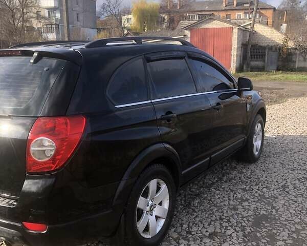 Черный Шевроле Каптива, объемом двигателя 2.41 л и пробегом 282 тыс. км за 6700 $, фото 6 на Automoto.ua