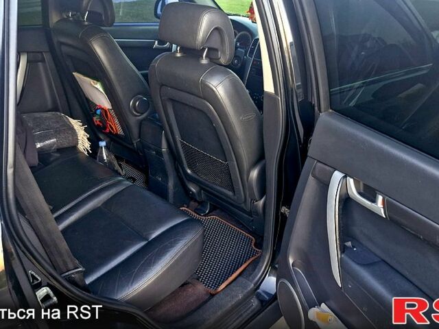 Черный Шевроле Каптива, объемом двигателя 3.2 л и пробегом 260 тыс. км за 7800 $, фото 4 на Automoto.ua