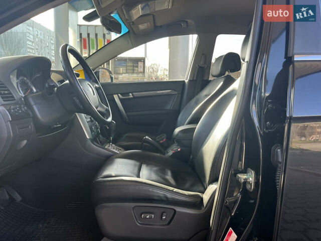 Черный Шевроле Каптива, объемом двигателя 1.99 л и пробегом 212 тыс. км за 9299 $, фото 6 на Automoto.ua