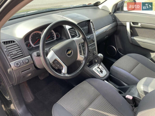 Чорний Шевроле Каптіва, об'ємом двигуна 2 л та пробігом 143 тис. км за 4850 $, фото 7 на Automoto.ua
