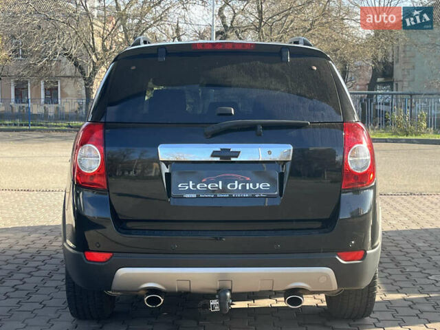 Черный Шевроле Каптива, объемом двигателя 1.99 л и пробегом 212 тыс. км за 9299 $, фото 4 на Automoto.ua