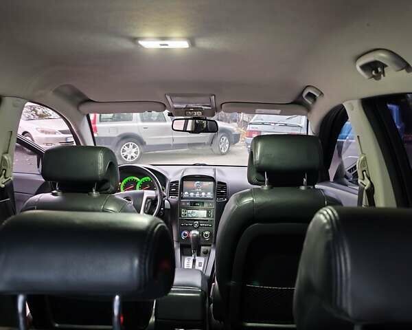 Чорний Шевроле Каптіва, об'ємом двигуна 2.41 л та пробігом 159 тис. км за 8900 $, фото 33 на Automoto.ua