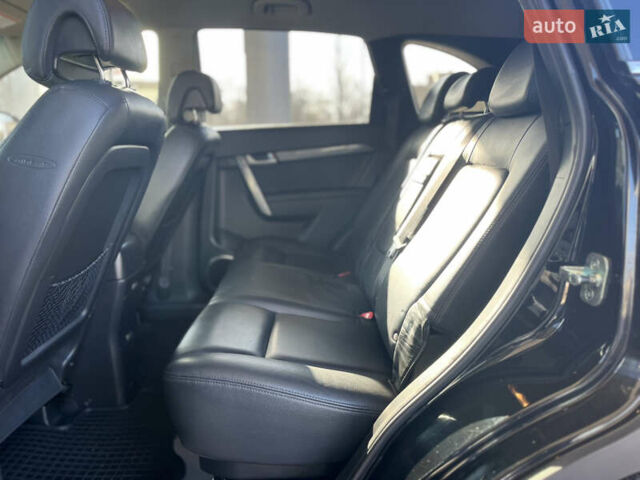 Черный Шевроле Каптива, объемом двигателя 1.99 л и пробегом 212 тыс. км за 9299 $, фото 8 на Automoto.ua