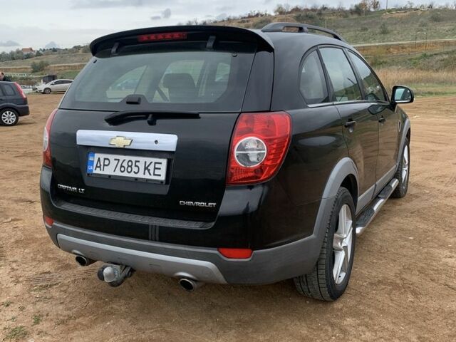 Черный Шевроле Каптива, объемом двигателя 2 л и пробегом 250 тыс. км за 6950 $, фото 1 на Automoto.ua