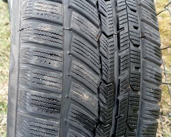 Черный Шевроле Каптива, объемом двигателя 2.4 л и пробегом 234 тыс. км за 8800 $, фото 8 на Automoto.ua