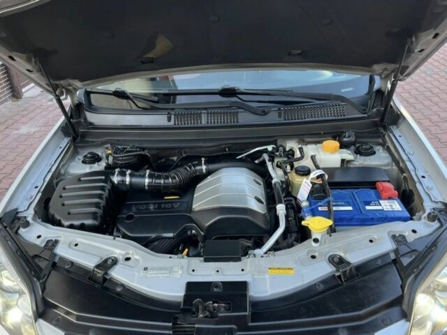 Чорний Шевроле Каптіва, об'ємом двигуна 2 л та пробігом 214 тис. км за 3900 $, фото 4 на Automoto.ua