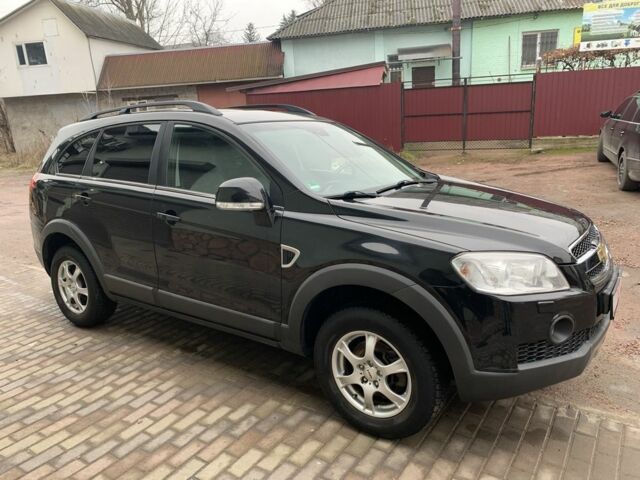 Чорний Шевроле Каптіва, об'ємом двигуна 2 л та пробігом 195 тис. км за 4900 $, фото 2 на Automoto.ua