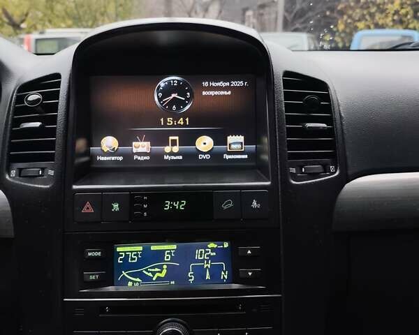 Чорний Шевроле Каптіва, об'ємом двигуна 2.41 л та пробігом 159 тис. км за 8900 $, фото 21 на Automoto.ua