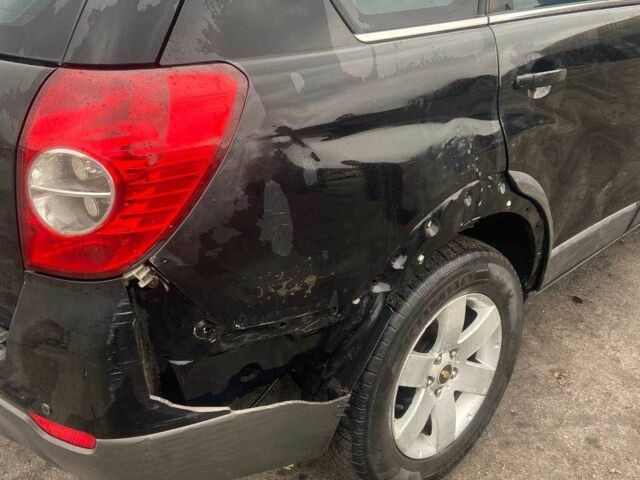 Шевроле Каптіва 2007 у Запоріжжя на Automoto.ua Чорний Шевроле Каптіва, об'ємом двигуна 2 л та пробігом 285 тис. км за 4100 $, фото 7 на Automoto.ua